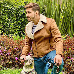 Meet your Posher, Adolfo jose